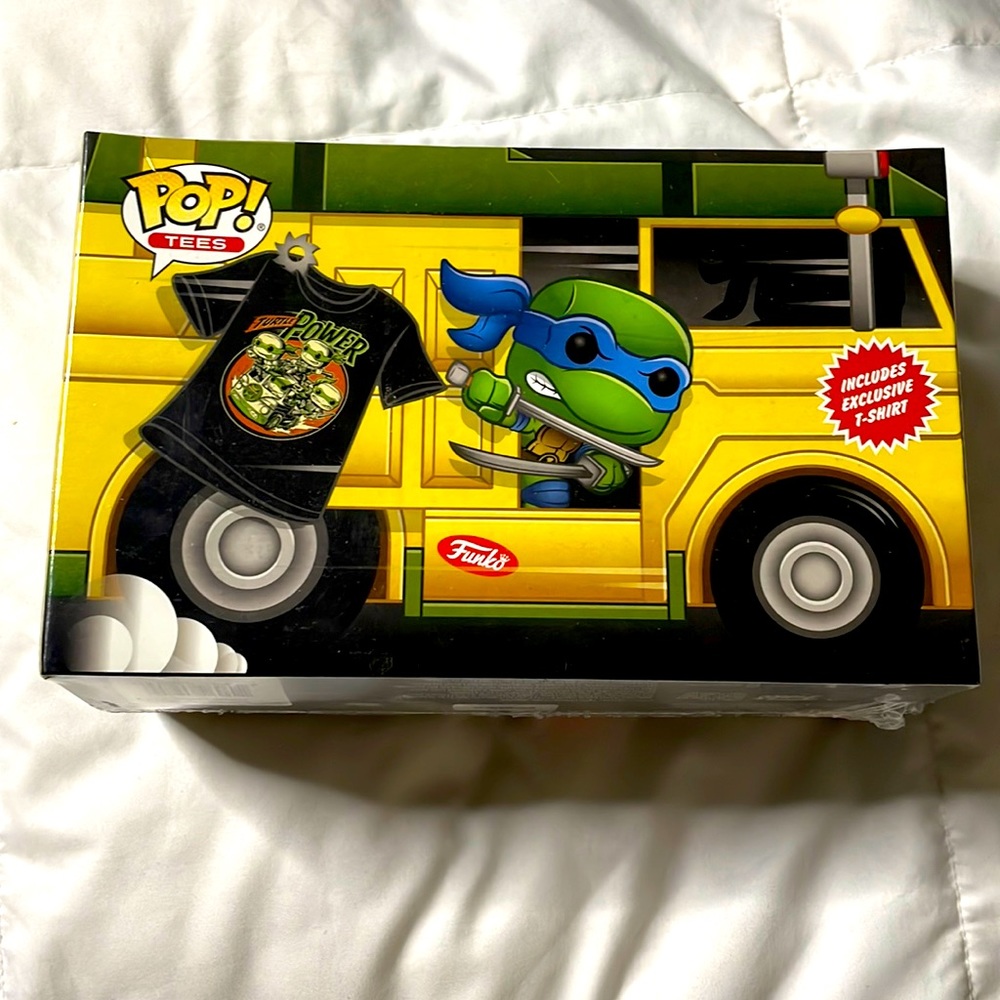 NIB Funko Pop TMNT shirt